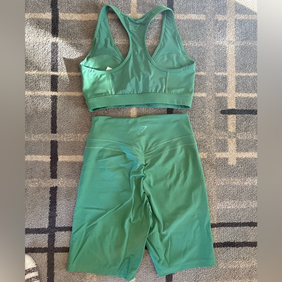 Gymshark x Whitney Simmons Green Women's Leggings and Top Set - Picture 2 of 4